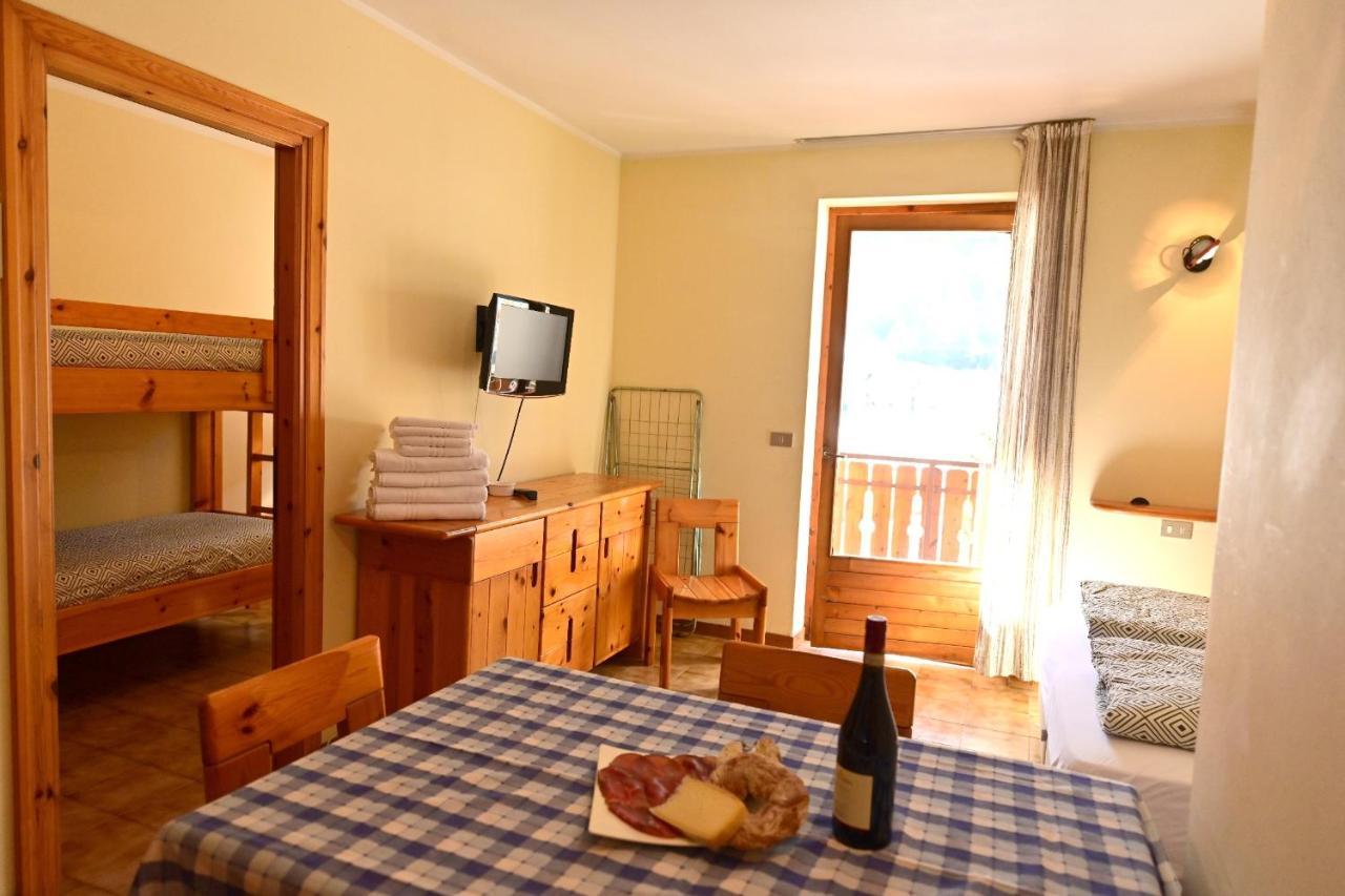 Residence Raethia Tra Bormio E Livigno Pradelle Eksteriør bilde