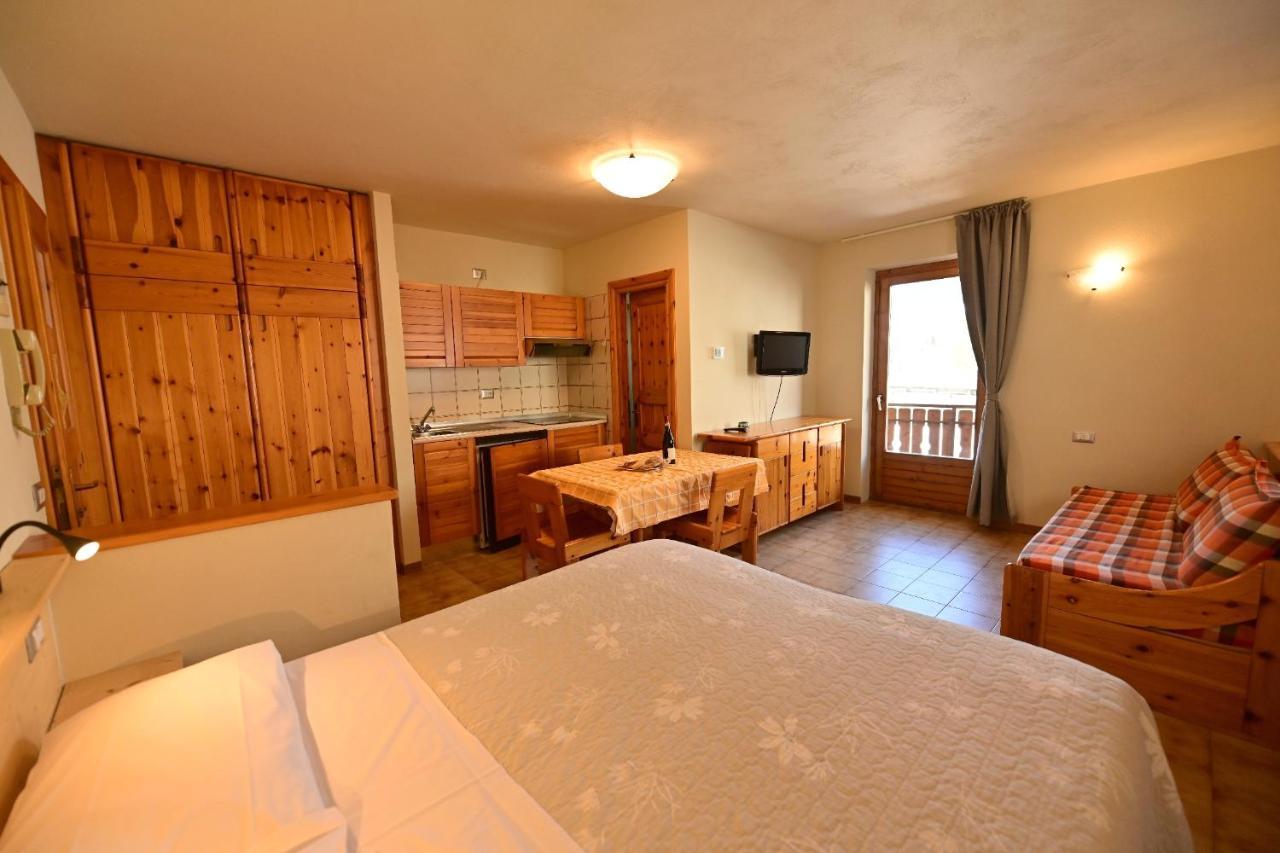 Residence Raethia Tra Bormio E Livigno Pradelle Eksteriør bilde