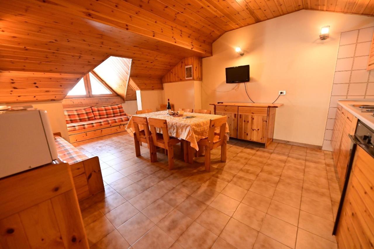 Residence Raethia Tra Bormio E Livigno Pradelle Eksteriør bilde