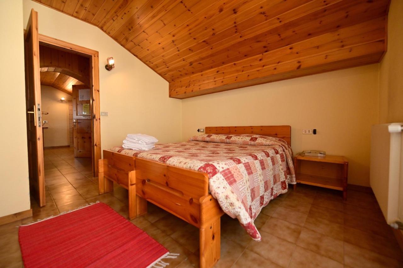 Residence Raethia Tra Bormio E Livigno Pradelle Eksteriør bilde