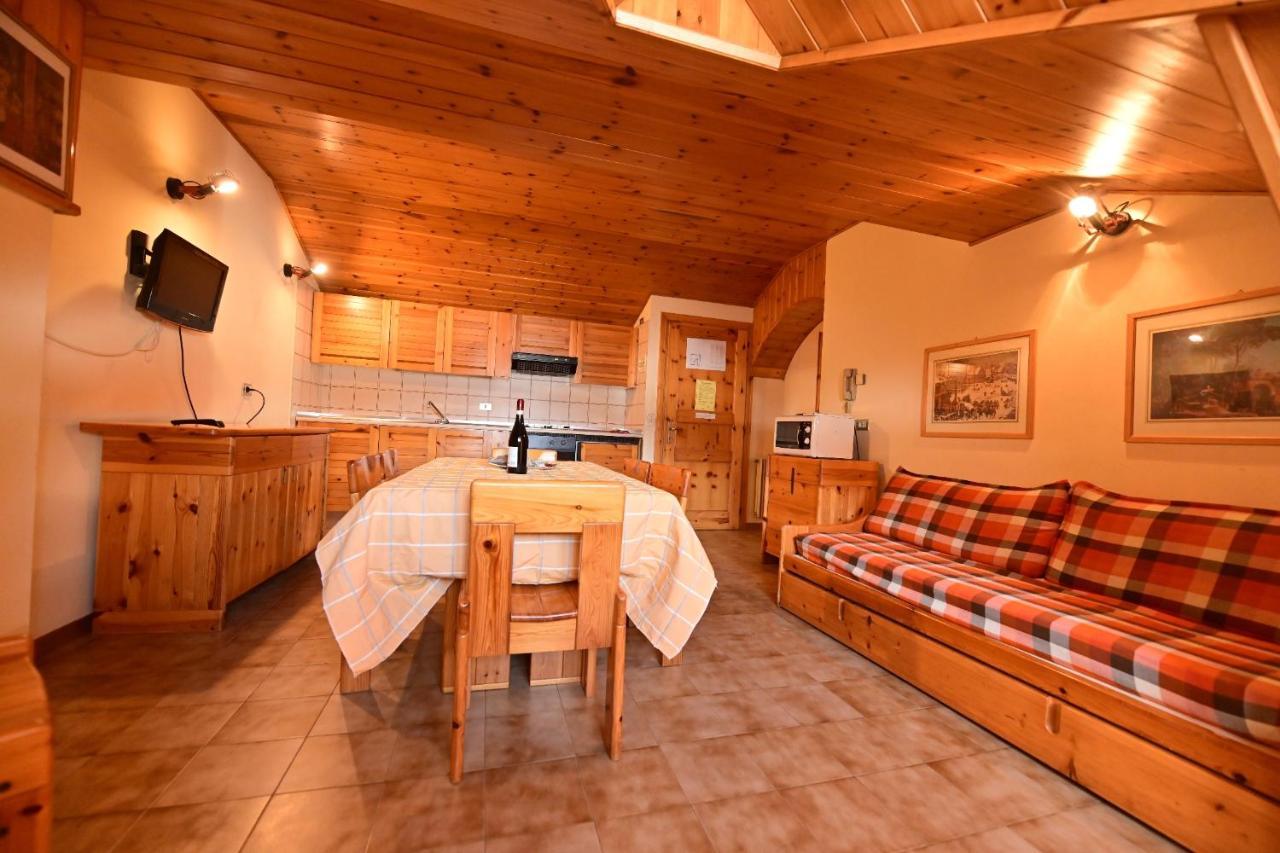 Residence Raethia Tra Bormio E Livigno Pradelle Eksteriør bilde