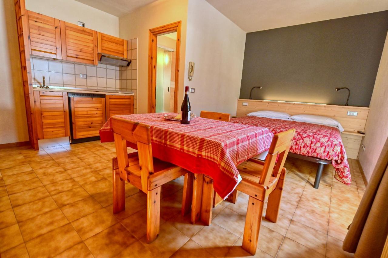 Residence Raethia Tra Bormio E Livigno Pradelle Eksteriør bilde
